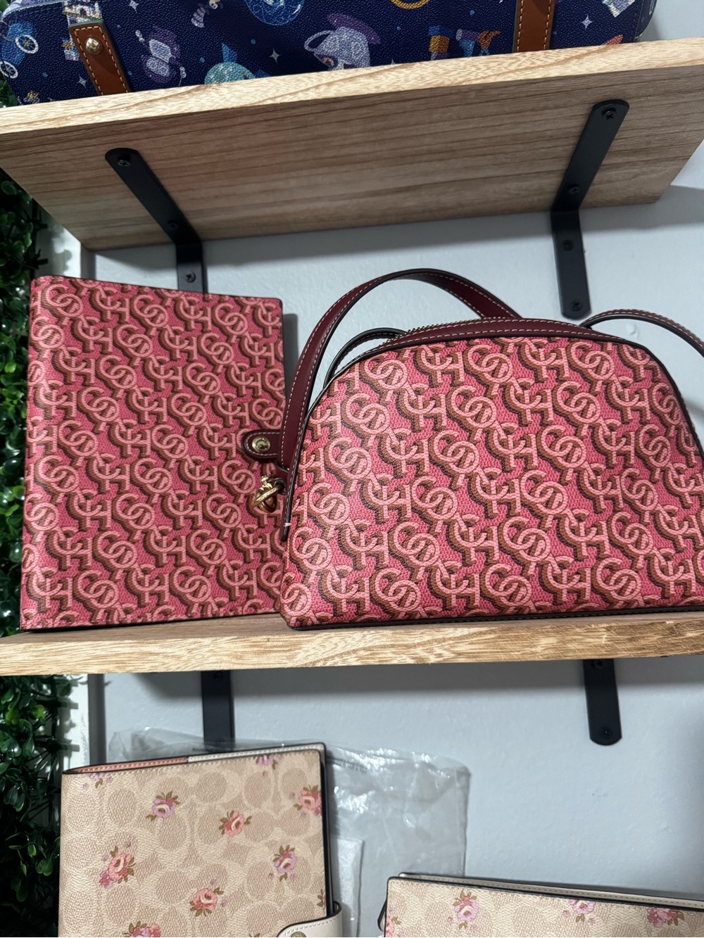 COACH SET!!! RARE Notebook and Crossbody bag!!!